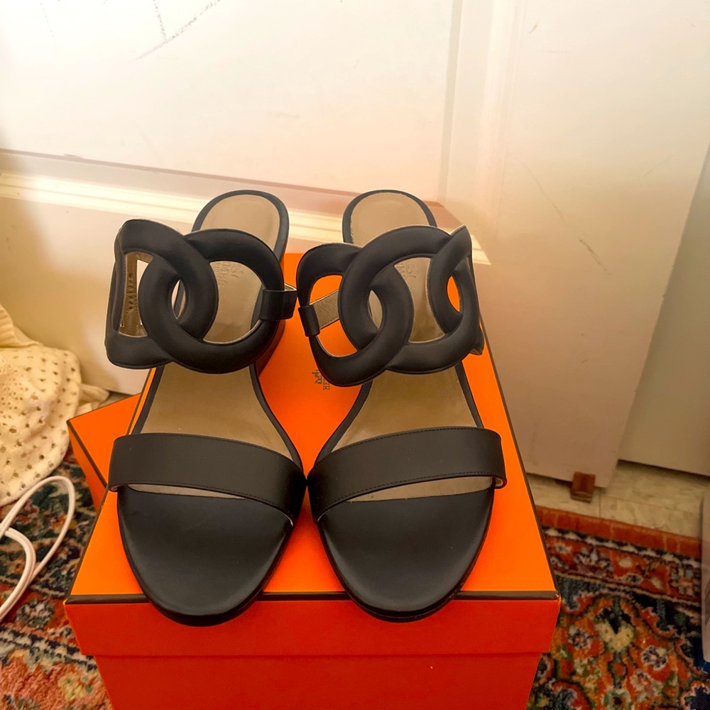 Hermes Sandals